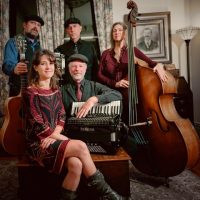 Gallery 1 - Romantic Parisian music at Willits Community Theatre with SonoMusette